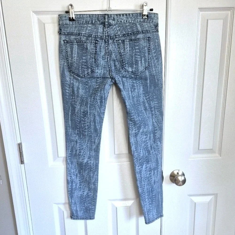 Free People Low Rise Blue Jeans Denim Skinny Pants Zip Ankles Womens 26 - Picture 12 of 16